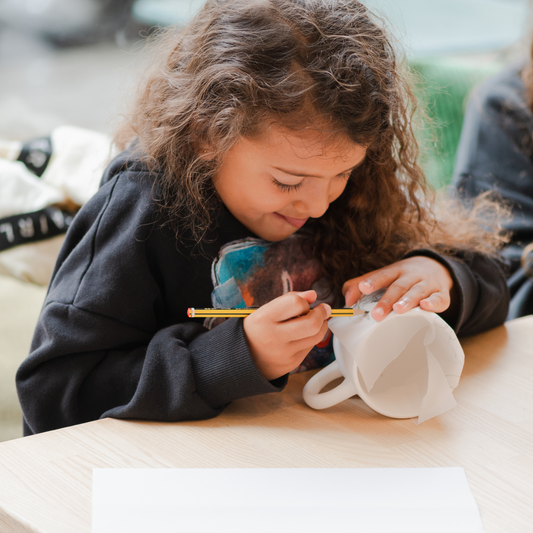 Stage de Peinture sur Céramique spécial enfant à Versailles - Pendant les vacances de Février !