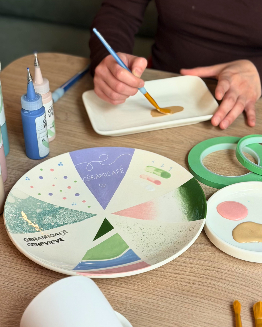 Bowl painting workshop at Barkers and Brothers 🐾 - Wednesday 10/04