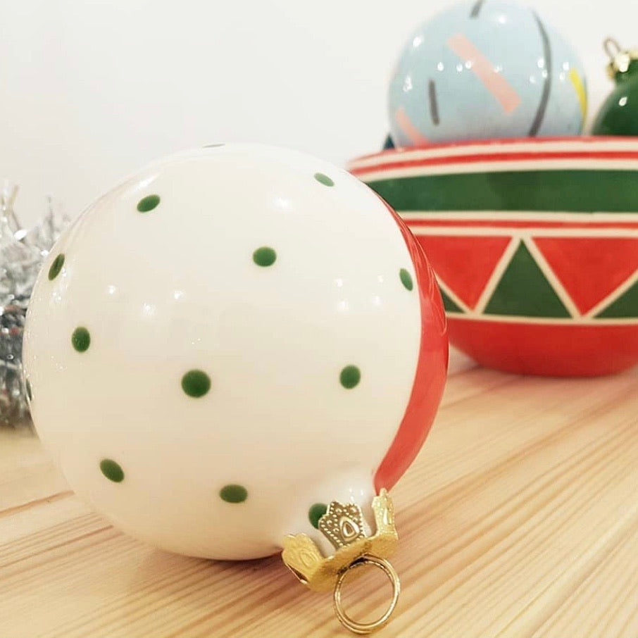 Céramique à décorer - Petite boule de Noël 6,5cm